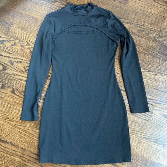 Black ribbed bandage dress with peekaboo area on chest- Black size Large - Picture 1 of 3
